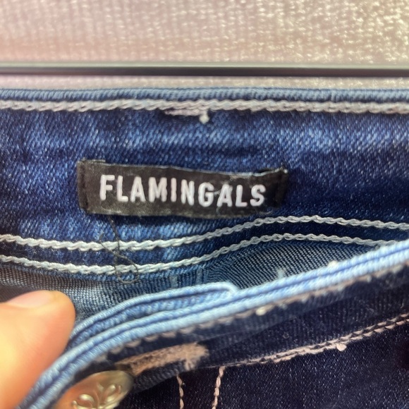 Flamingo Flamingals Distressed Faded Jeans Womens L Super Stretch pockets 1812 - Picture 2 of 11